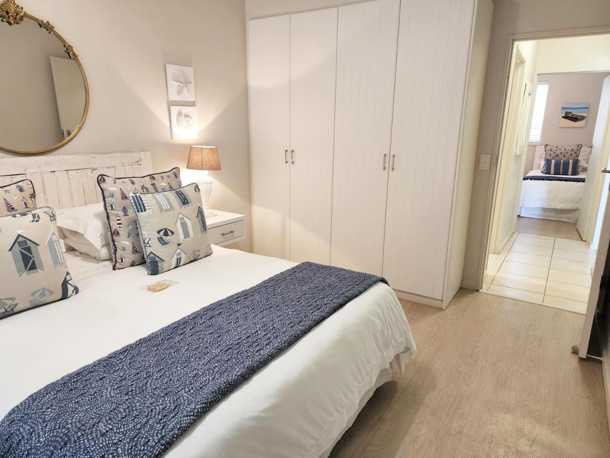 The Potting Shed Self Catering Appartement Hermanus Buitenkant foto