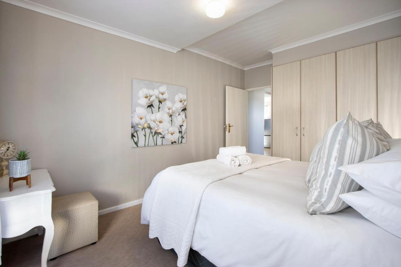 The Potting Shed Self Catering Appartement Hermanus Buitenkant foto