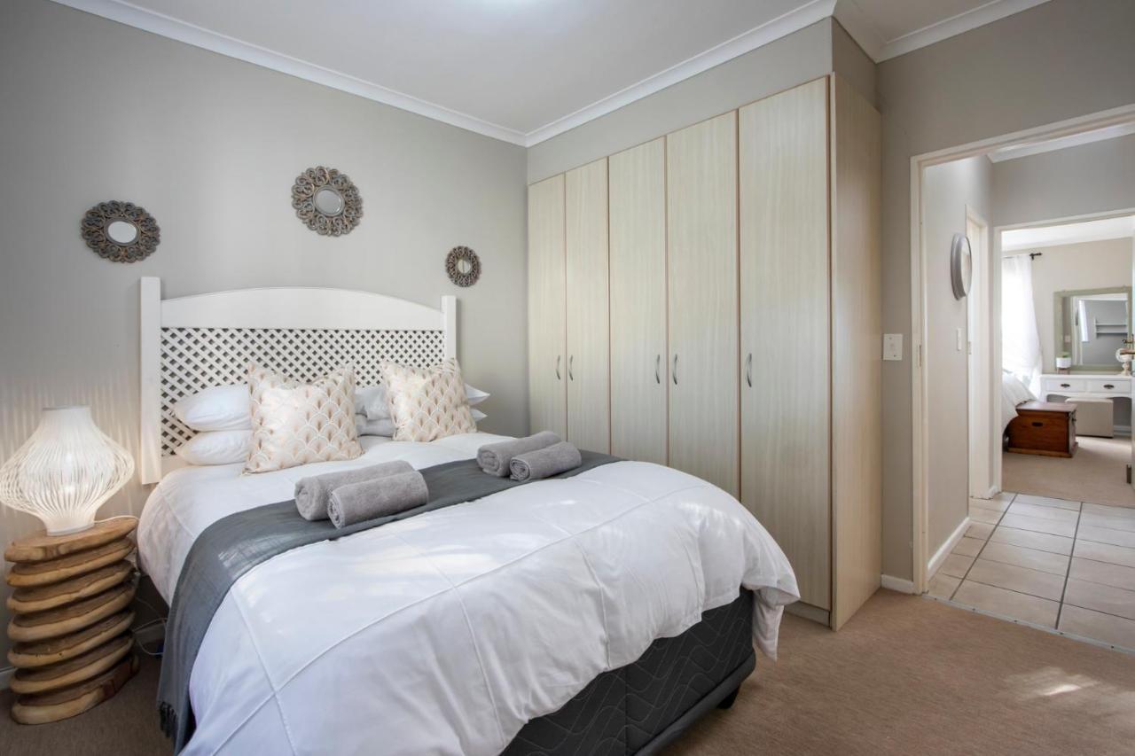 The Potting Shed Self Catering Appartement Hermanus Buitenkant foto