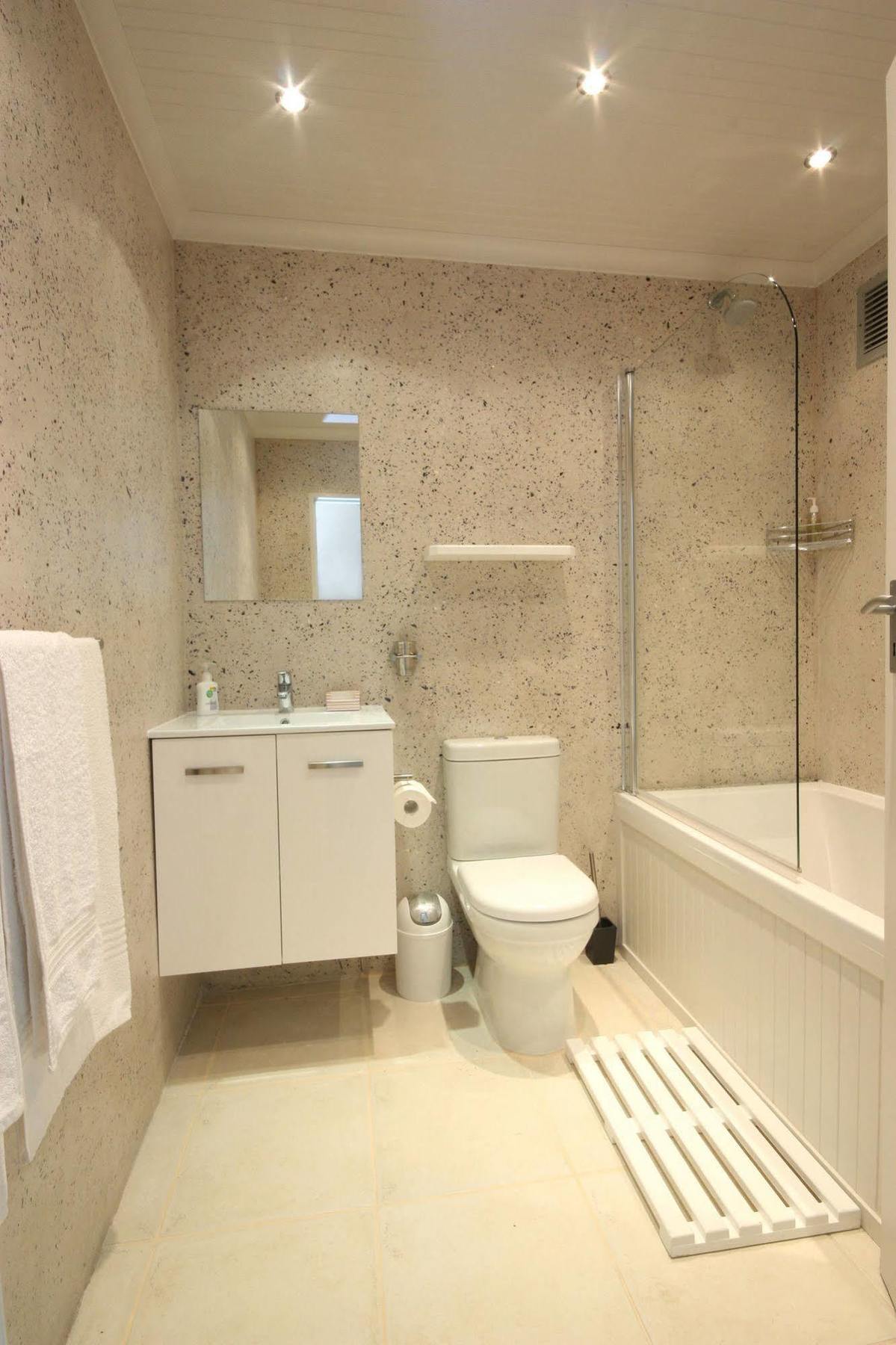 The Potting Shed Self Catering Appartement Hermanus Buitenkant foto