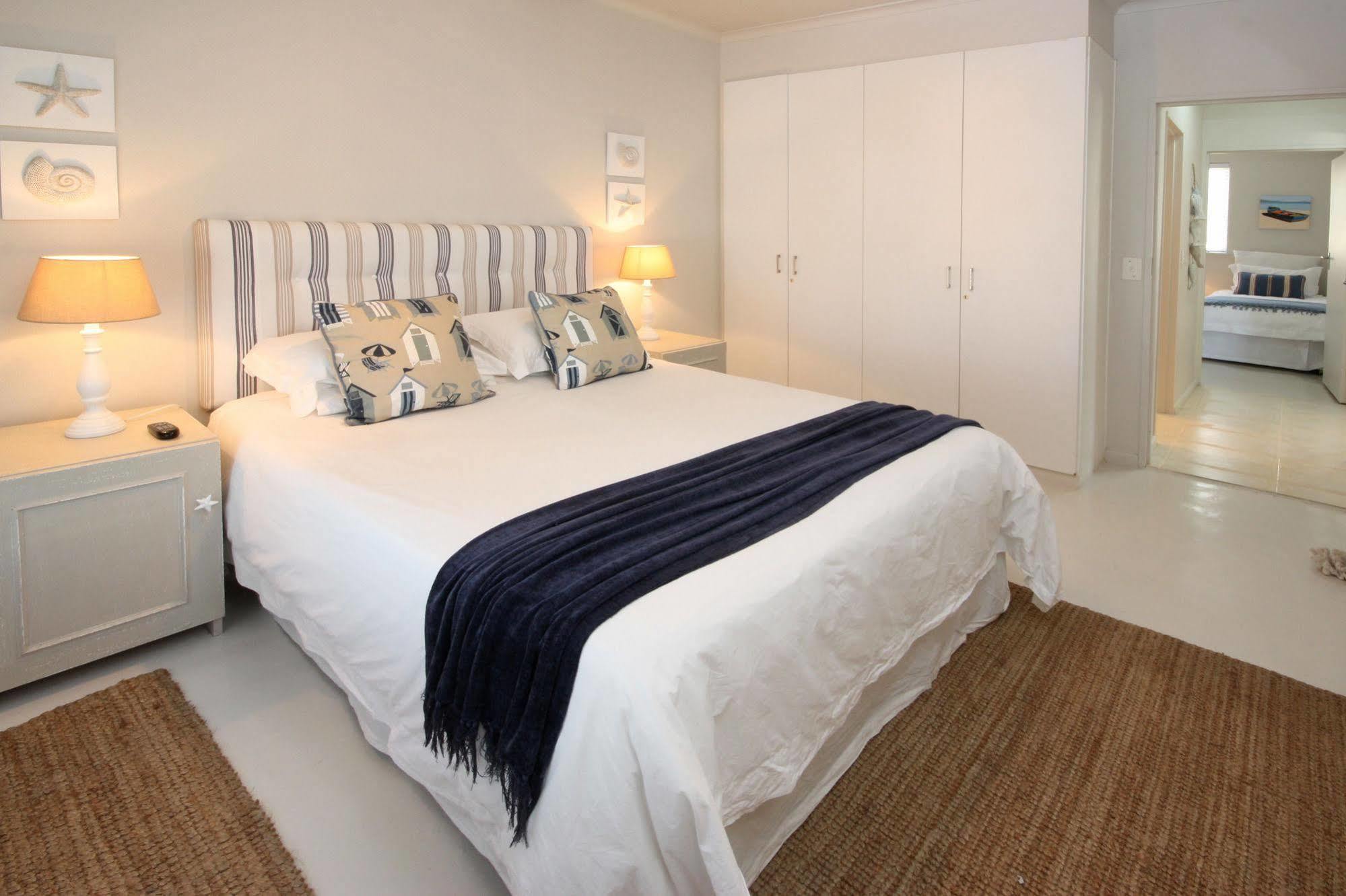 The Potting Shed Self Catering Appartement Hermanus Buitenkant foto
